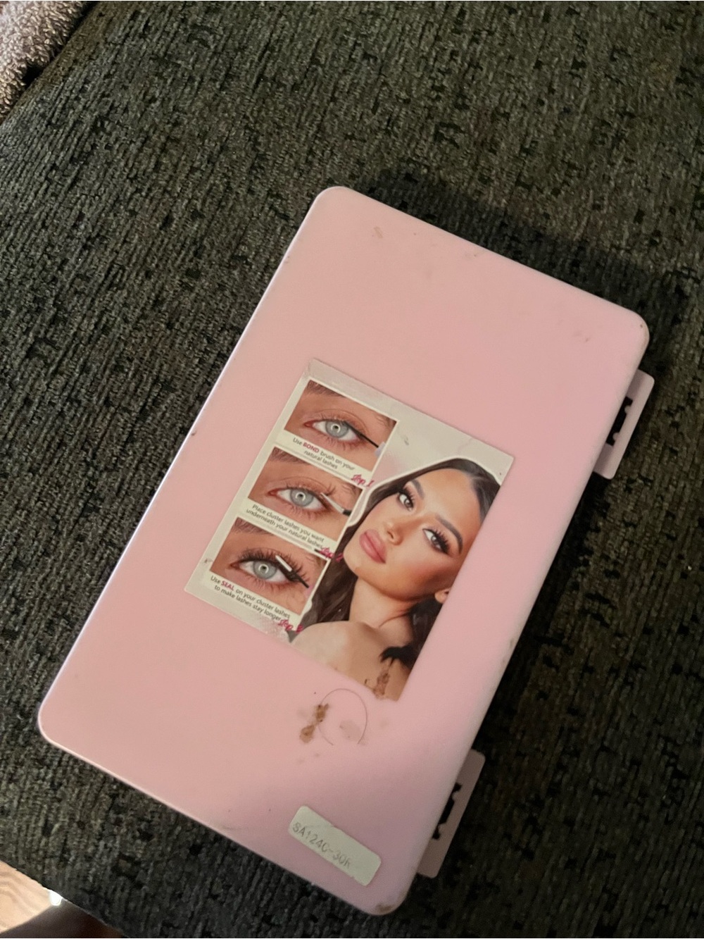 The Ordinary Pink Eyelash Case Kit